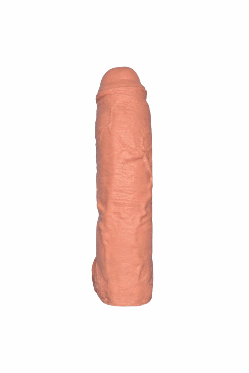 Prótese Peniana 19cm Torto com Escroto - Dominatrixxx